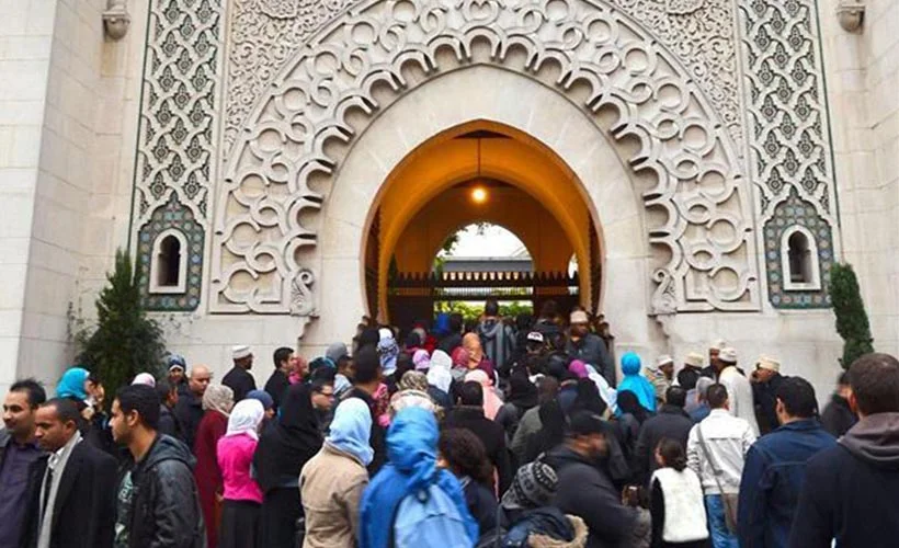 Fransa, Müslümanların dinlerini yaşamalarını zorlaştıracak