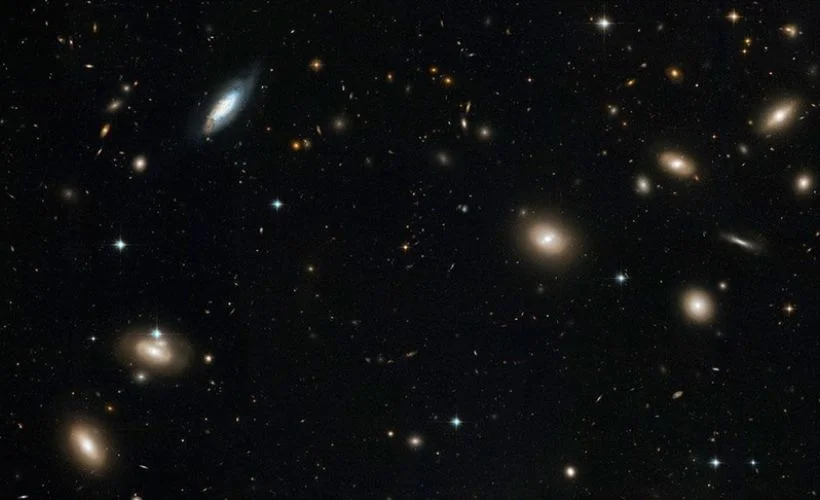 Gök bilimciler, Samanyolu'ndan 62 kat büyüklükte 2 dev radyo galaksi keşfetti