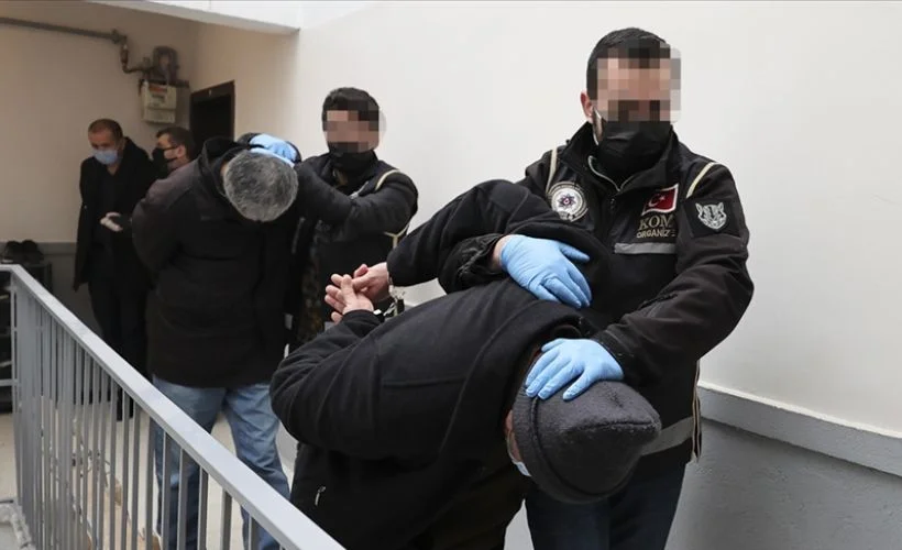 Hücre evinde yakalanan FETÖ firarisi emniyet müdürleri tutuklandı