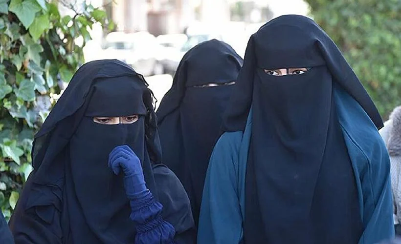 İsviçre hükümetinden burka ve peçe yasağına 'destek vermeyin' çağrısı