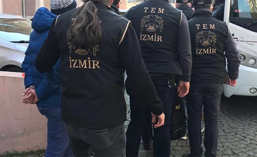 İzmir'de FETÖ'nün hücre evlerine operasyon