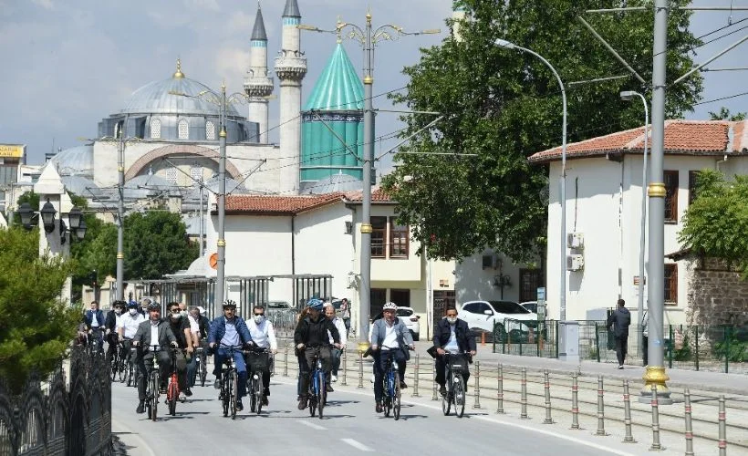 Konya Belediyesi Bisiklet Kültürünü Yaygınlaştırmak İçin Çalışıyor