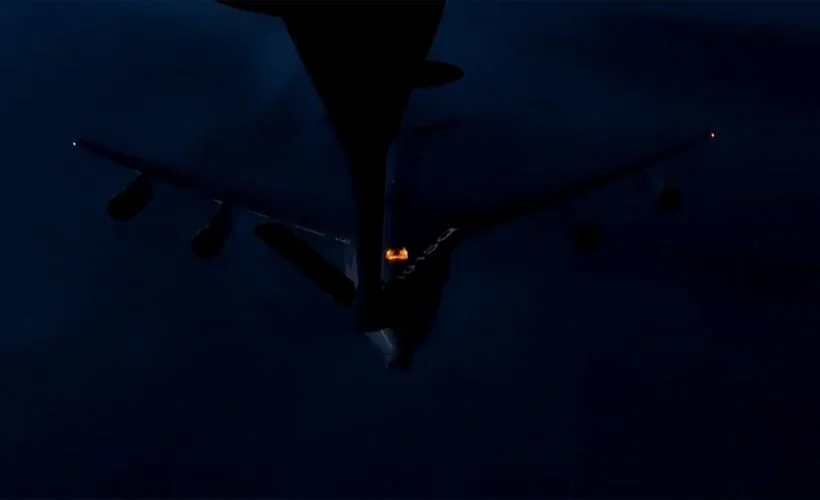NATO uçağına ilk kez gece görevi esnasında havadan yakıt ikmali yapıldı