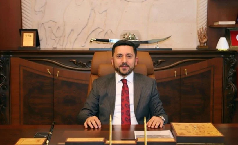 Nevşehir Belediye Başkanı Arı istifa etti