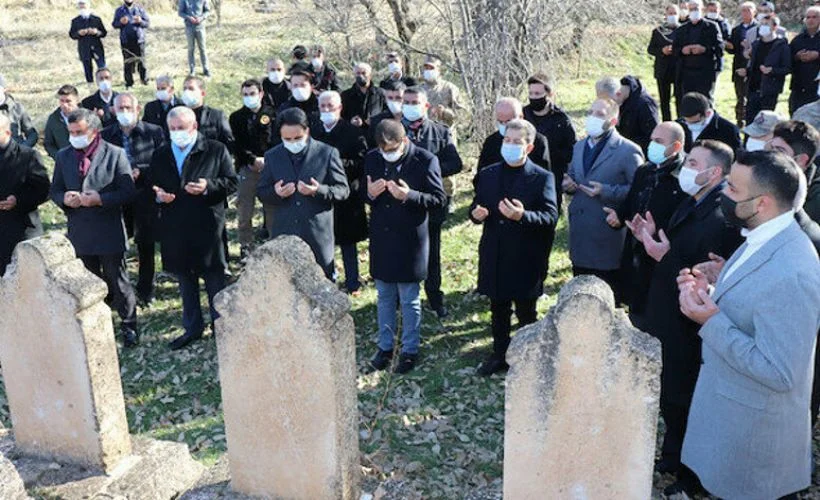 PKK'nın 34 yıl önce şehit ettiği 1'i bebek, 5'i çocuk 10 kişi anıldı