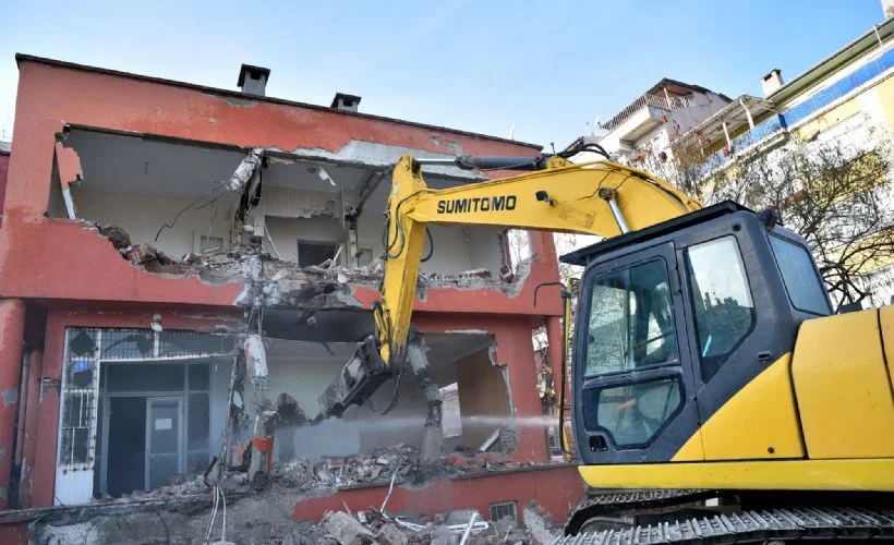 Riskli bina modern eğitim yuvasına dönüyor