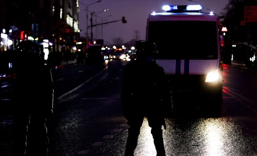 Rus polisi Navalni'nin evlerine ve vakfına baskın yaptı