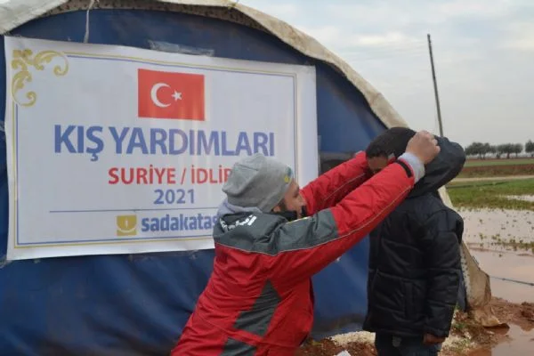 Sadakataşı'ndan İdlib'e kış yardımı