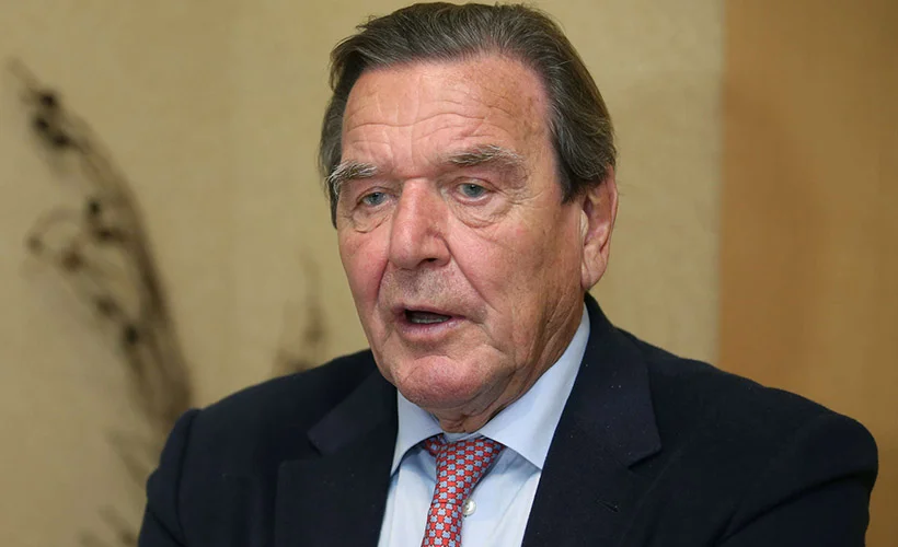 Schröder'den Avrupa'ya Türkiye'yle daha yakın iş birliği çağrısı