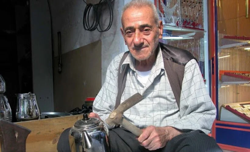 'Sıra geceleri'nin vazgeçilmez ismi Kazancı Bedih vefatının 17. yılında anılıyor