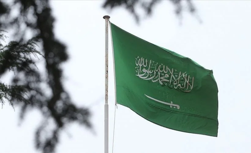 Suudi Arabistan, Kovid-19 dolayısıyla kapattığı tüm sınır kapılarını yeniden açtı