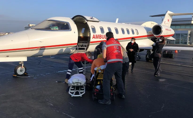 Türk halk bilimci Prof. Dr. Başgöz, ambulans uçakla Türkiye'ye getirildi