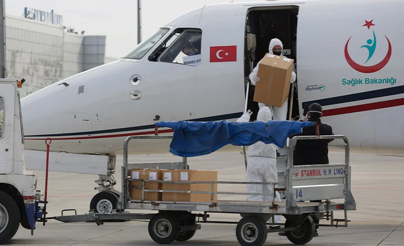 Türkiye, KKTC'ye 20 bin doz daha Sinovac aşısı gönderdi