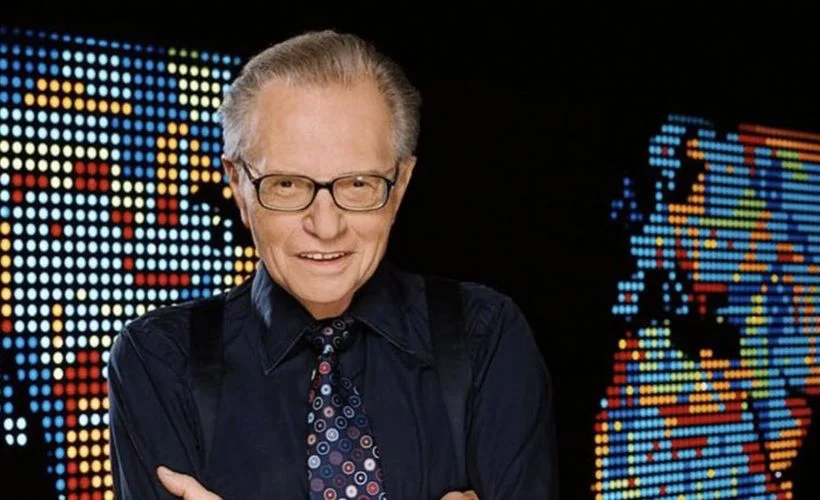 Ünlü televizyoncu Larry King hayatını kaybetti
