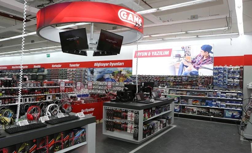 Yarıyıla MediaMarkt damgası