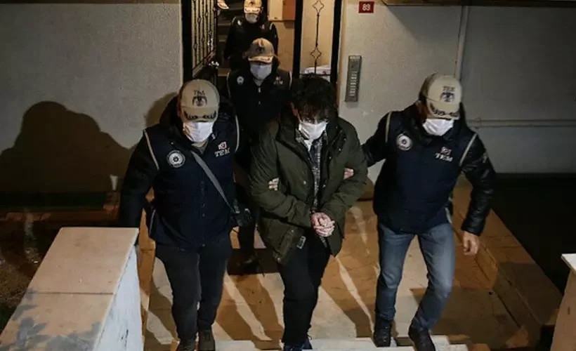 15 ilde FETÖ'nün TSK yapılanmasına operasyon