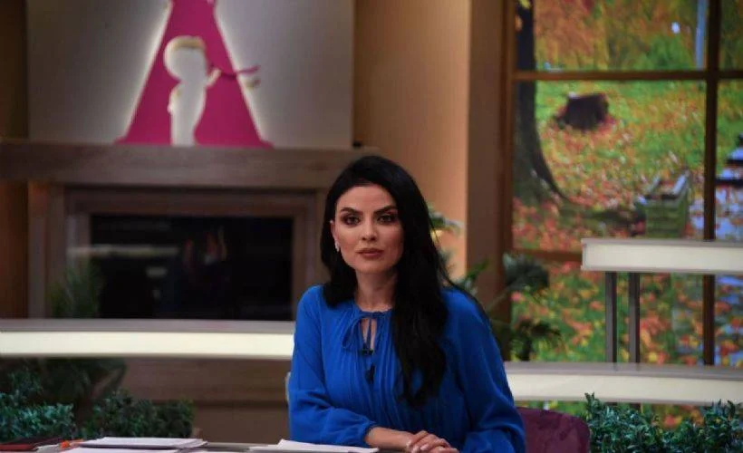 Acemi Anneler Stüdyo'da ergenlik dönemi çocuklarla ile iletişim kurabilmenin yoları konuşulacak