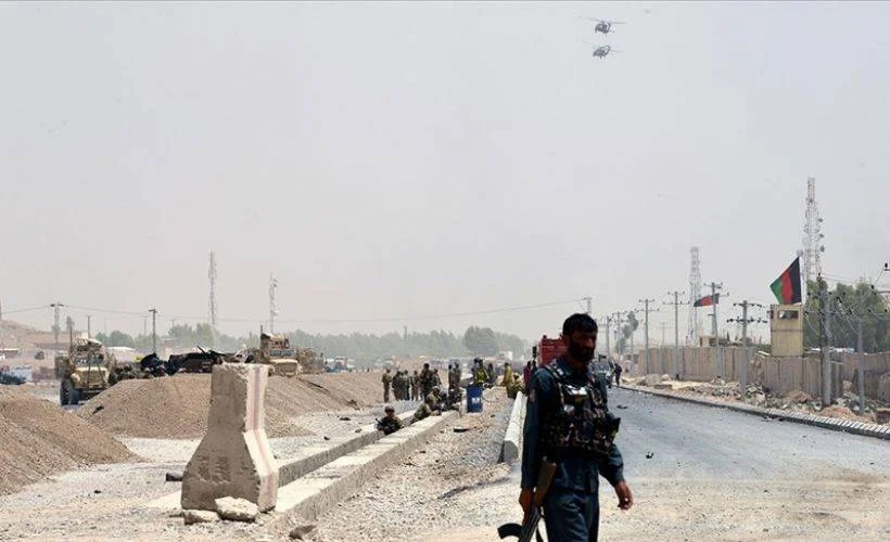 Afganistan'da askeri üsse saldırı: 4 ölü