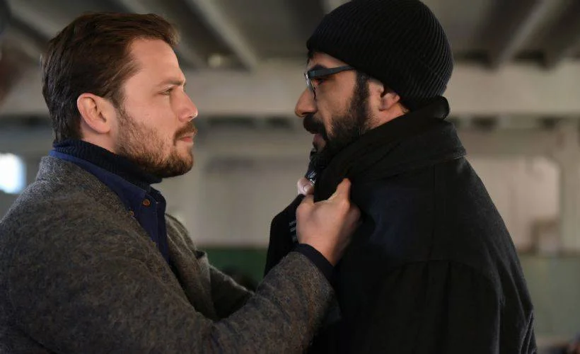 Ali Rıza, babasıyla ilgili gerçeklerin peşinde!