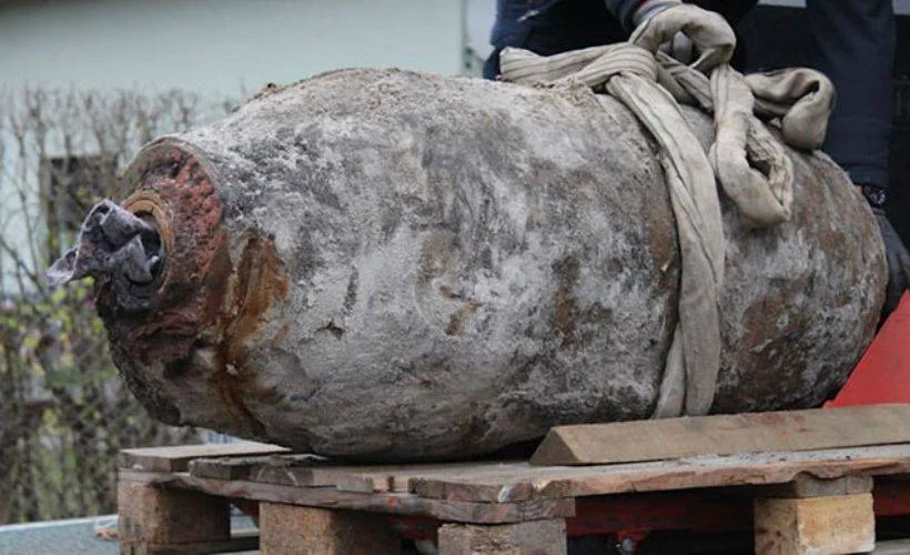 Almanya'da İkinci Dünya Savaşı'ndan kalma patlamamış bomba bulundu
