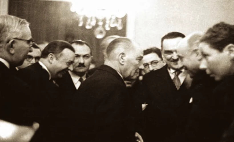Atatürk komünistleri sever miydi?