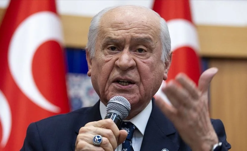 Bahçeli: Kabe fotoğrafının yere serilmesinin faillerinin öğrencilikle hiçbir bağı yoktur