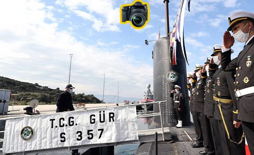 Bakan Akar'dan TCG Gür denizaltısına ziyaret