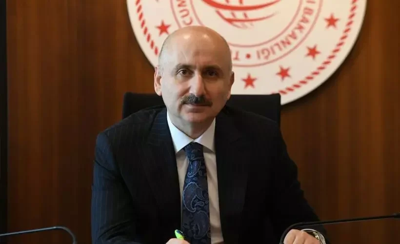 Bakan Karaismailoğlu: Twitter kim oluyor da İçişleri Bakanı'nın tweetini engelleyecek cesareti buluyor?