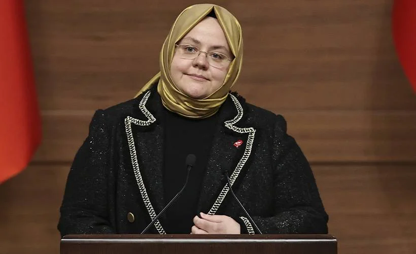 Bakan Selçuk, Özgecan Aslan'ı andı