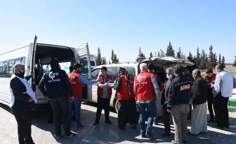 Barış Pınarı Harekatı bölgesinde 480 muhtaç aileye insani yardım