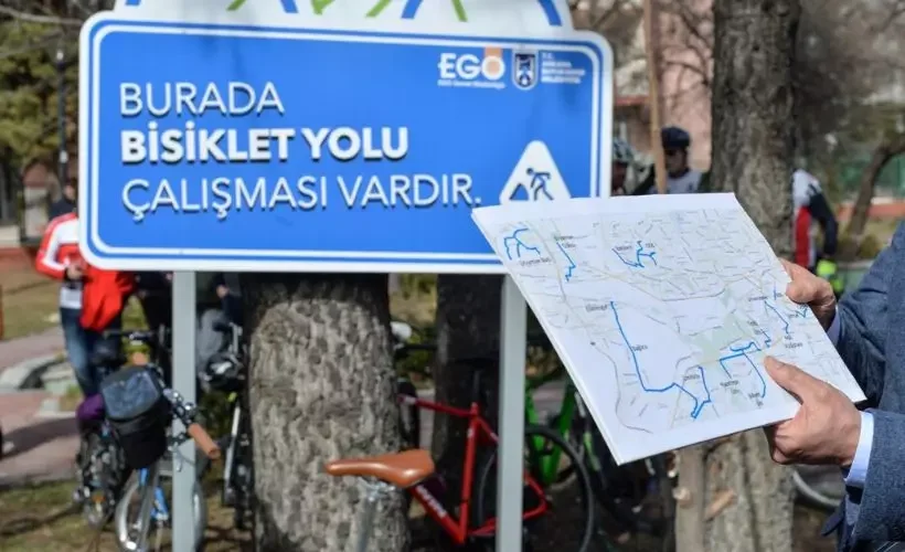 Başkent'te bisiklet yolu ağı genişliyor