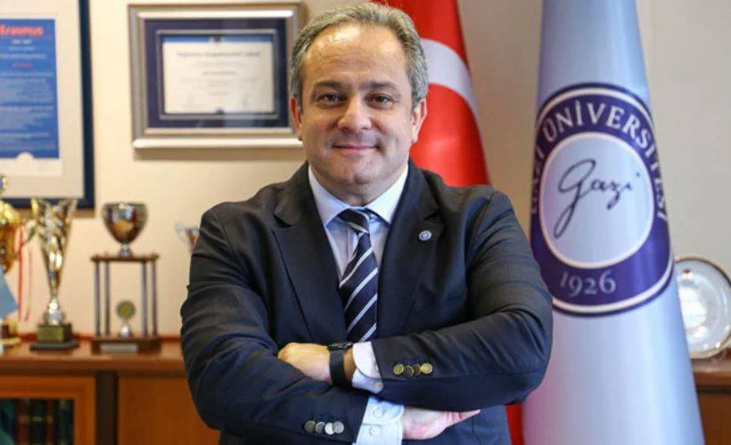 Bilim Kurulu üyesi İlhan, il il kademeli normalleşmeyi anlattı