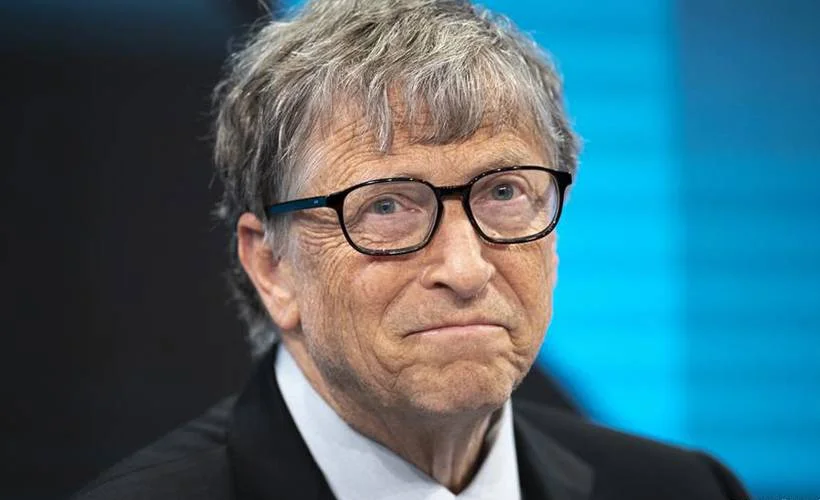 Bill Gates'ten 'komplo teorilerine' yanıt