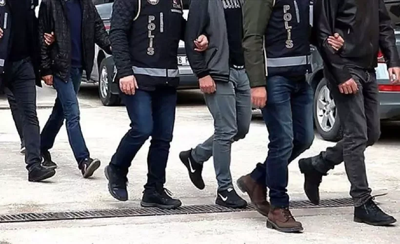 Casusluk soruşturmasında 3'ü asker 4 şüpheli tutuklandı