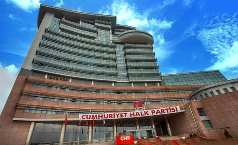 CHP yönetimi istifaları engellemek için harekete geçti