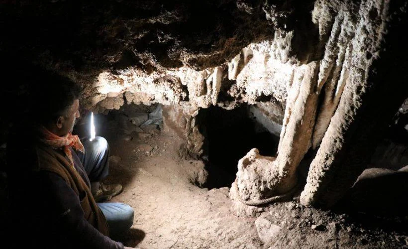 Defineciler hazine ararken, gizli Pamukkale'yi buldu