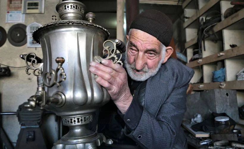 Erzurumlu Hilmi Usta'nın 'semavercilik'le geçen ömrü