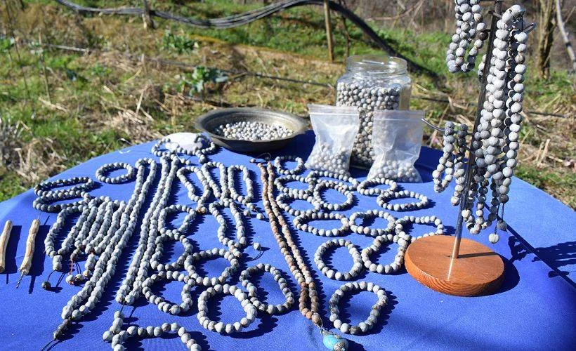 'Gözyaşı otu'ndan takı ve tespih