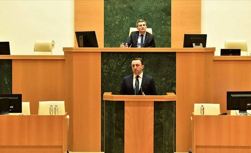 Gürcistan'da Başbakan Garibaşvili'nin kabinesi güvenoyu aldı