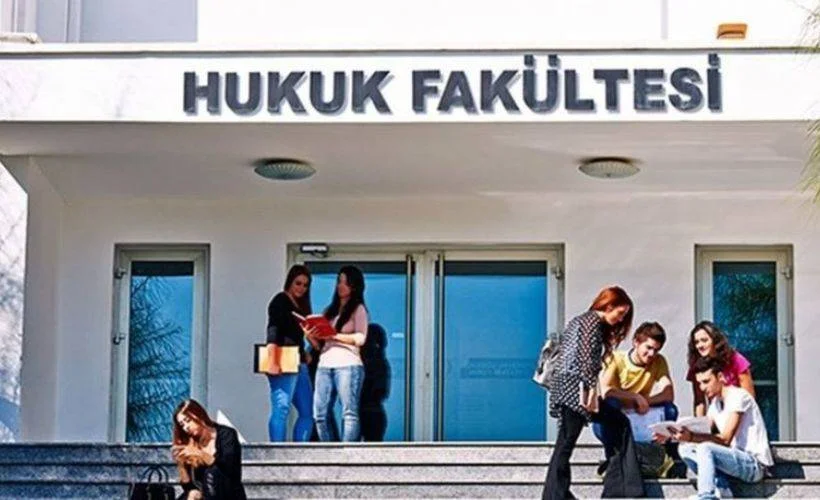 Hukuk fakültesi başarı sıralaması kaç oldu? YKS hukuk fakülteleri barajı değişti mi?