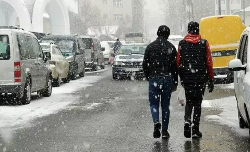 İstanbul'a kar yağacak mı? Meteoroloji'den uyarı geldi...