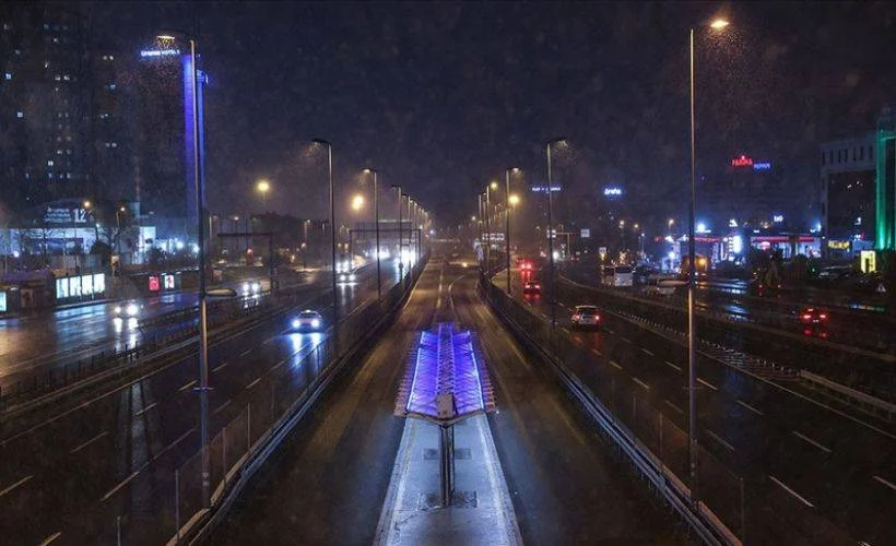 İstanbul'da beklenen kardan ilk görüntüler