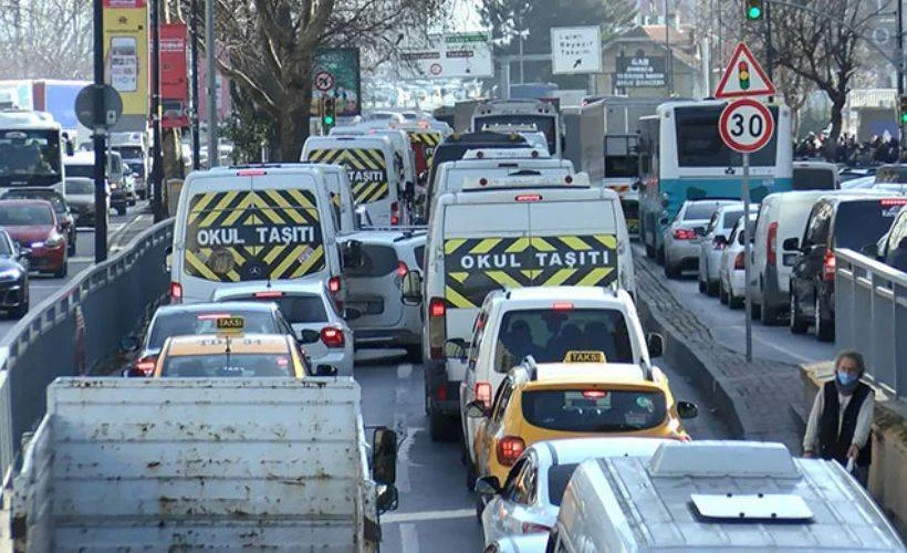 İstanbul'da trafik yoğunluğu arttı