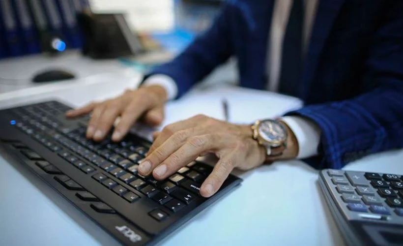 İzmir'de kamu çalışanlarına kaç gün izin verildi? İşçiler de izinli sayılacak mı?