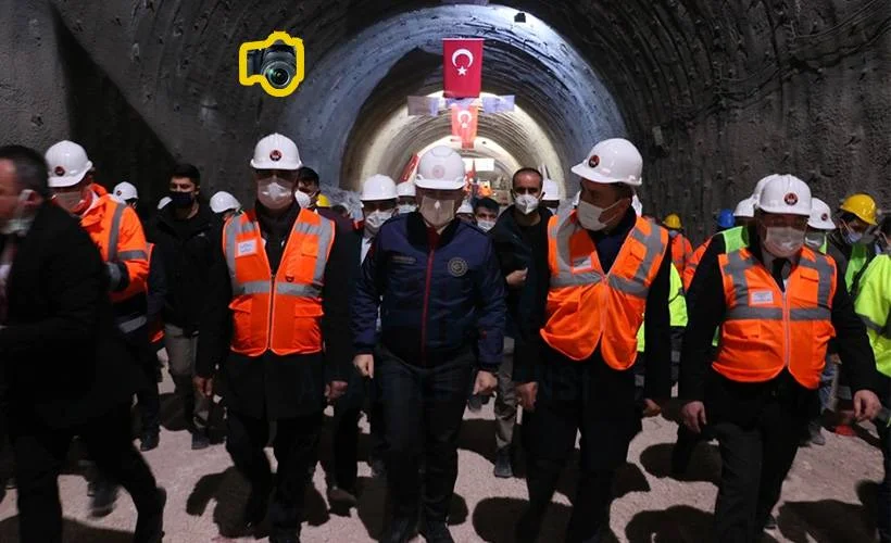 Kırkdilim Geçişi'ndeki 'T2 Tüneli'nde ışık göründü