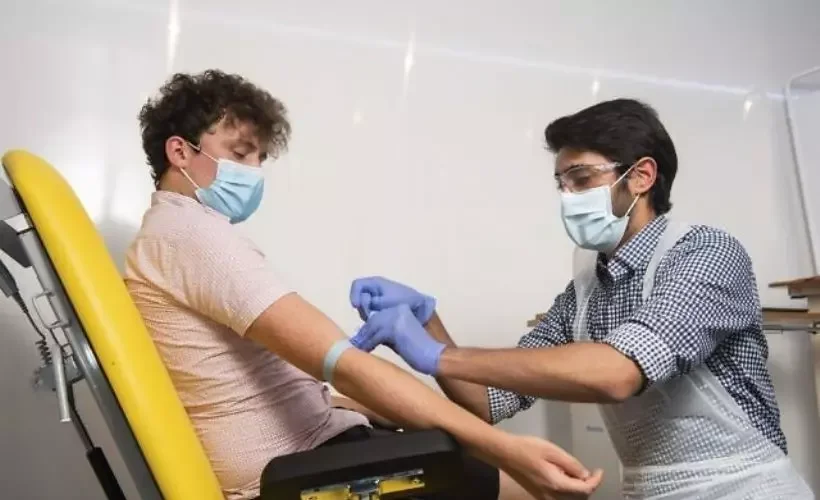 Koronavirüs aşısı yan etkileri neler?