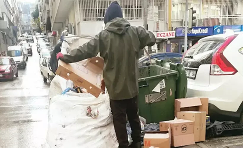 Koronavirüs kağıt toplayıcılarına bulaşmıyor mu?