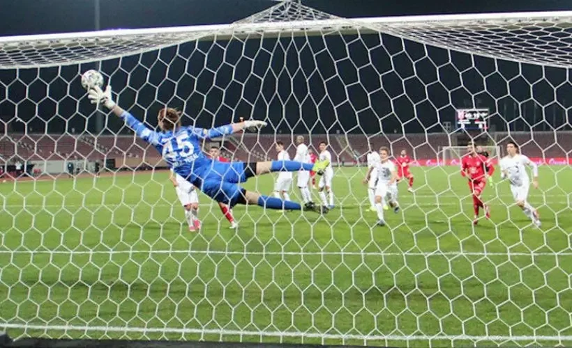 Lige damgasını burdu... Frikikten hat-trick