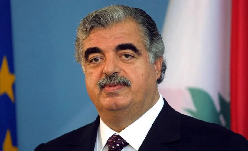 Lübnanlılar suikaste kurban giden Hariri dönemini mumla arıyor
