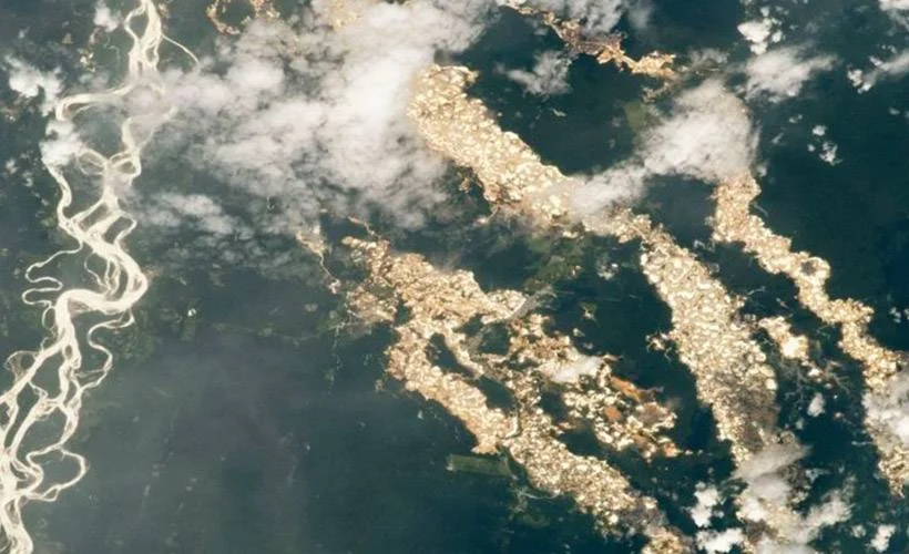 NASA'nın çektiği fotoğraflar, 'altın nehirlerini' ortaya çıkardı